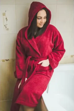 Peignoir en coton à capuche, rouge Seulement Aujourd'hui